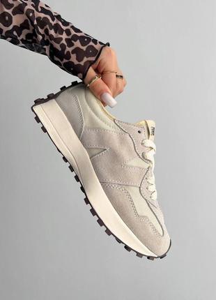 Женские замшевые кроссовки new balance 327 beige5 фото