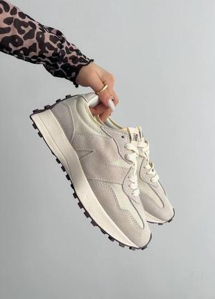 Женские замшевые кроссовки new balance 327 beige9 фото