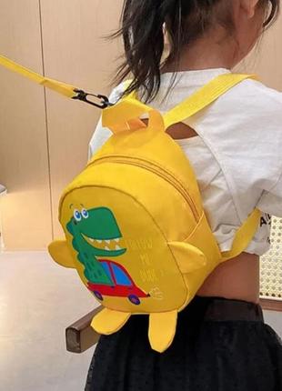 Яркий практичный детский рюкзак с динозавриком
