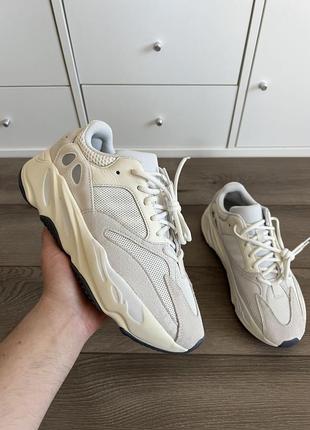 Кроссовки adidas yeezy boost 700analog eg7596 оригинал 44р us10