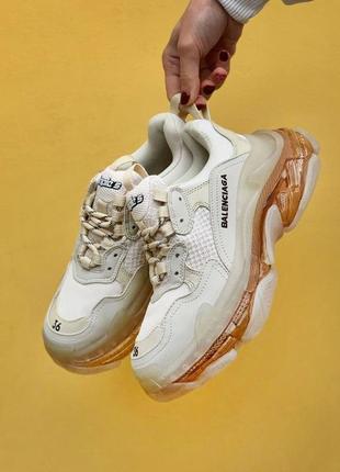 Кросівки balenciaga triple s clear sole cream gold