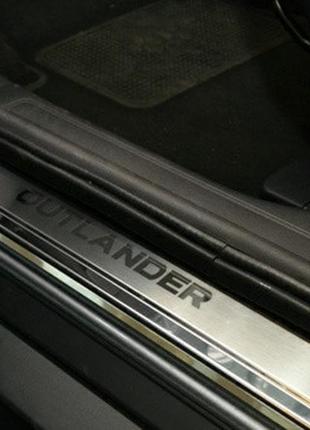Накладки на пороги mitsubishi outlander xl (2012-2020) (аутлендер), логотип гравировкой, нерж.