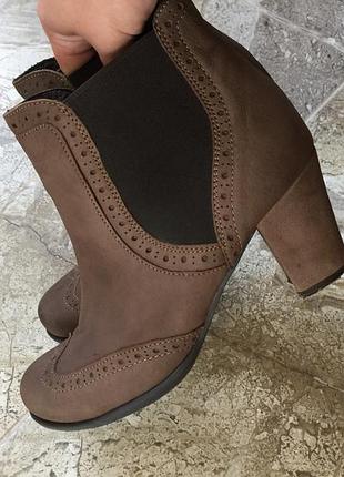 Шкіряні черевички