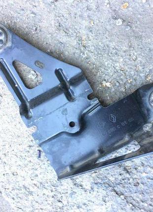 Б/у кронштейн блоку abs renault megane 2, 8200107580, рено меган