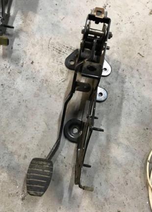 Бу педаль тормоза renault scenic 2, 8200155989