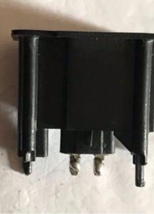 Бу фішка роз'єм s118613121 блока запобіжників renault megane