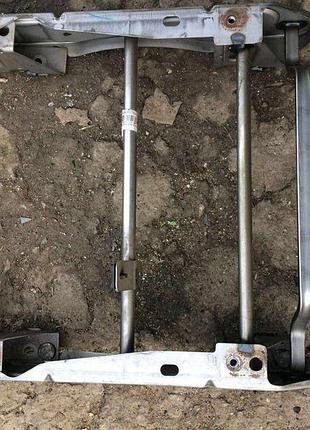 Бу кронштейн сидіння лівого renault scenic 2, 8200121762