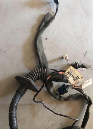 Бу проводка задніх дверей renault scenic 2, 8200235825.