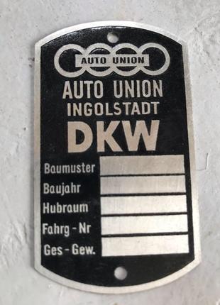 Шильдик, бирка на мотоцикл dkw. відсилання тільки після надійного