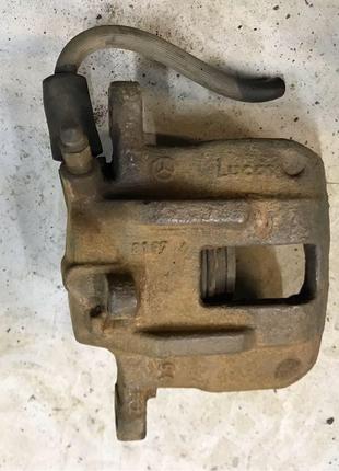 Бу суппорт передний правый mercedes w168, a1684200583