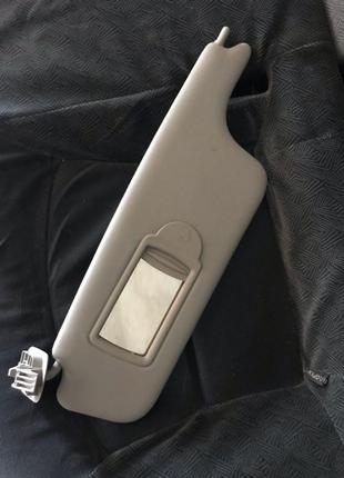 Бу козирек сонцзащитный renault megane 2, 8200246823, левый.