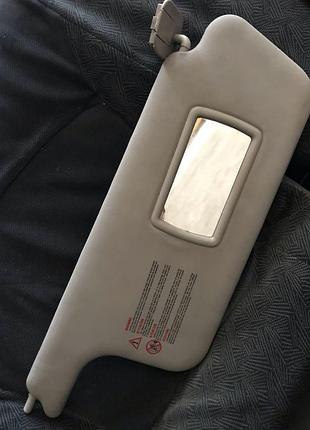 Бу козирок сонцезахисний правий renault scenic 2, 8200138847.