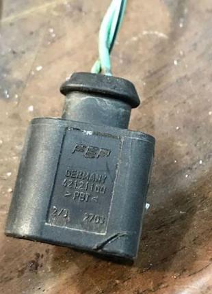 Бу фішка роз&#39;єм автомобільний герметичний 2 pin, 42121100