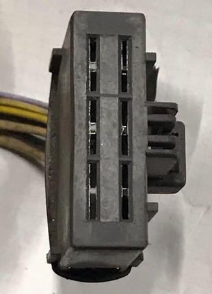 Бу фішка блока кнопок склопідіймачів renault, 321602013