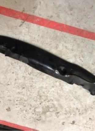 Бу пильовик крила лівого mercedes benz w168, a1686870107