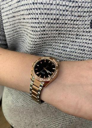 Гарний жіночий годинник із надійним кварцовим японським механі...9 фото