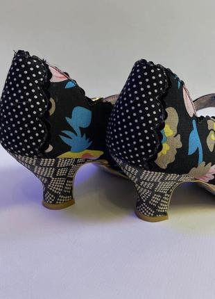 Irregular choice эксклюзивные редкие винтажные красивые ретро ботинки туфли в винтажном стиле 50-х годов цветочный змеиный принт с бантиком в горох2 фото