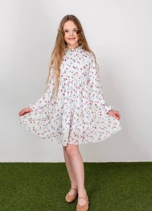 Нежное воздушное шифоновое праздничное платье с воланами для девочки в цветочный принт платья нарядное подростковое белое розовое черное1 фото