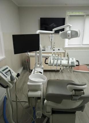 Стоматологічна установка castelini італія.3 фото