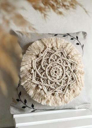 Макраме подушка з вишивкою2 фото