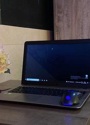 Ноутбук asus