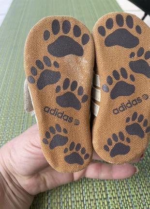 Перші кросівки adidas3 фото