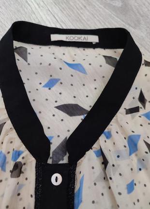 Ніжна блуза на гудзичках.2 фото
