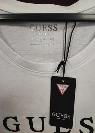 Женская футболка
guess, оригінал10 фото