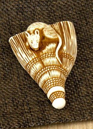 Статуетка щур на вінику netsuke charm гіпс 6x4x1 см (00751)2 фото