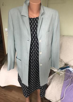 Пастельний піджак