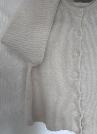Кремовый свитер из альпаки &amp;other stories2 фото
