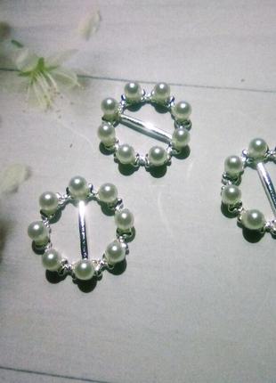 Пряжка, круг із намистинами, срібло