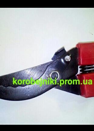 Секатор садовий. кущоріз. секатор городника. набір садівника, ...