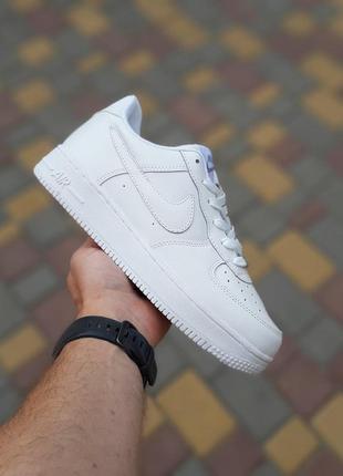 Кроссовки женские nike air force белые8 фото