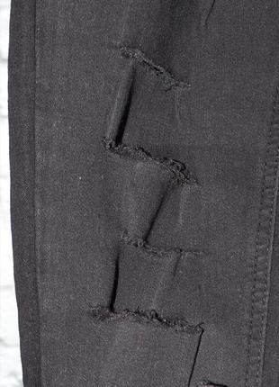 Чорні жіночі джинси скінні з рваностями4 фото