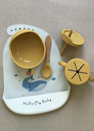 Силіконовий дитячий посуд для прикорму малюків на присоску10 фото