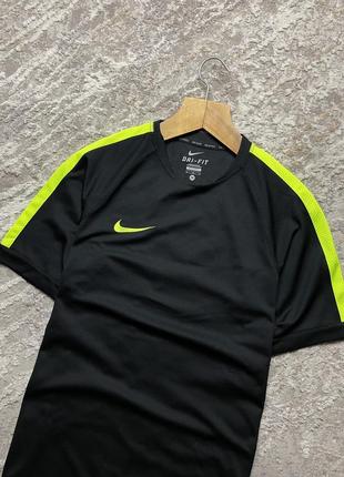 Мужская спортивная футболка nike dri fit найк драй фит2 фото