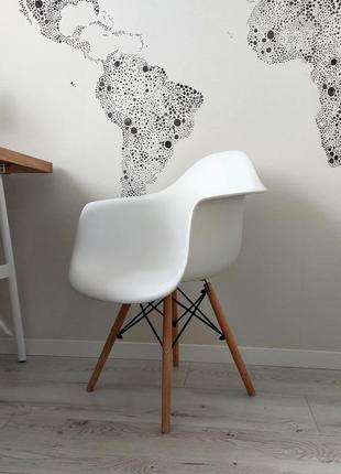 Кресло обеденное белое в скандинавском стиле, стул