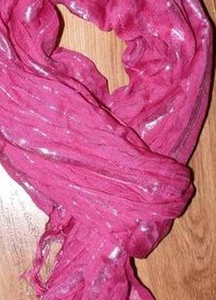 Палантин, шарф, шаль с серебристой ниткой2 фото