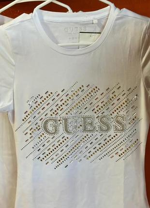 Белая футболка guess размер s, m, xl оригинал2 фото