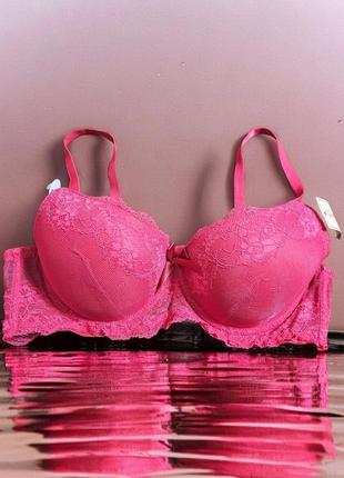 Красивый женский бюстгальтер с push-up эффектом чашка 95b