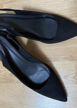 Класичні туфлі під замш чорного кольору