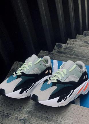 Adidas yeezy 700 "wave runner"