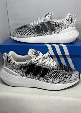 Кроссовки мужские ( оригинал) adidas swift run 22 gz35072 фото