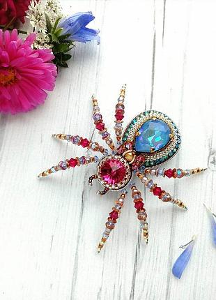 Брошка павучок.