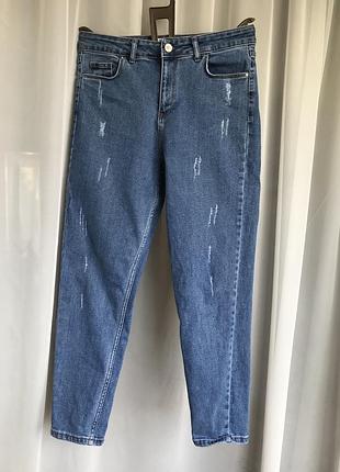 Женские джинсы