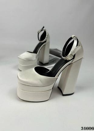 Туфли на высоком каблуке с квадратным носком стильные туфельки атласные туфли в стиле версаче туфли на каблуке туфли в стиле versace5 фото