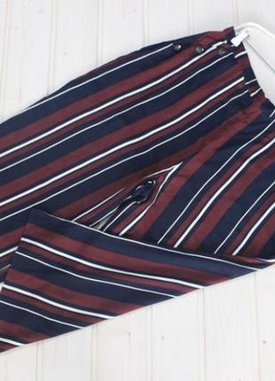 Стильные полосатые кюлоты