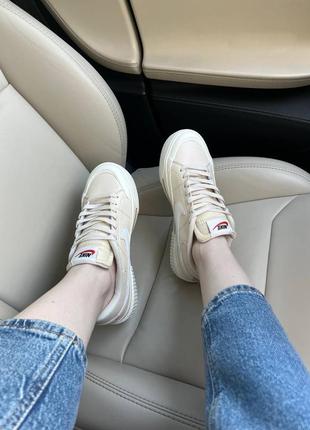 Кроси nike court legacy lift beige8 фото