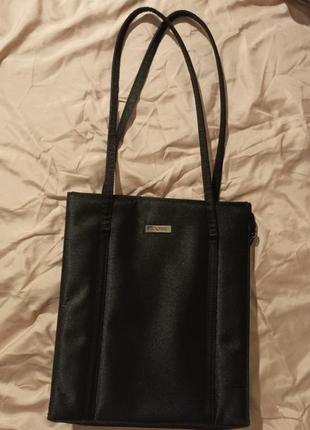 Универсальная оригинальная блестящая черная сумка от "kookai"9 фото